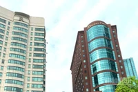 Việc sáp nhập Bình Dương và Bà Rịa-Vũng Tàu vào Thành phố Hồ Chí Minh cùng với hàng loạt chính sách đột phá về quy hoạch-hạ tầng, đang tạo ra một siêu đô thị kinh tế. (Ảnh: THU HÀ)