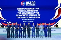 Thủ tướng Phạm Minh Chính và các Trưởng đoàn ASEAN chụp ảnh chung tại Lễ khai mạc Hội nghị Cấp cao ASEAN lần thứ 47. (Ảnh: Dương Giang-TTXVN)