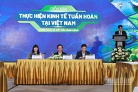 Diễn đàn “Thực hiện kinh tế tuần hoàn tại Việt Nam: Chính sách và kết nối hành động”. (Ảnh: KIM DUNG)