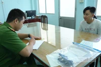 Đối tượng Nguyễn Tấn Phát tại cơ quan Công an.