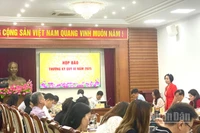 Quang cảnh họp báo thường kỳ quý III của Bộ Văn hóa, Thể thao và Du lịch. 