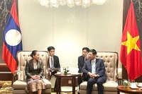 Thứ trưởng Văn hóa, Thể thao và Du lịch Hồ An Phong tiếp Thứ trưởng Bộ Văn hóa và Du lịch Lào Darany Phommavongsa.