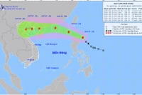 Bản đồ dự báo quỹ đạo và cường độ bão Wipha phát lúc 14 giờ ngày 18/7.