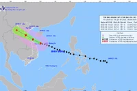  Bản đồ dự báo quỹ đạo và cường độ bão số 10 phát lúc 5 giờ ngày 28/9.