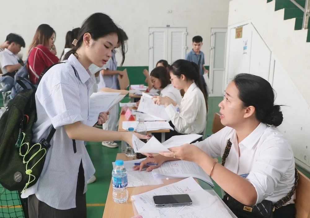 Bộ Giáo dục ban hành Quy chế mới về văn bằng, chứng chỉ, hiệu lực từ 15/4/2026