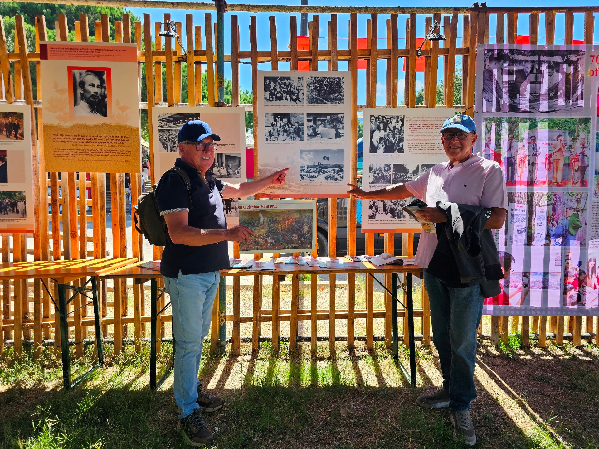 Hai ông João Carvalho và Emidio rất yêu mến đất nước Việt Nam và đã có kế hoạch đi du lịch bằng xe máy từ bắc vào nam trong năm 2025 để tới thăm Điện Biên Phủ, rồi vào Thành phố Hồ Chí Minh vào dịp Kỷ niệm 50 năm Giải phóng miền Nam, thống nhất đất nước. Hai ông João Carvalho và Emidio rất yêu mến đất nước Việt Nam và đã có kế hoạch đi du lịch bằng xe máy từ bắc vào nam trong năm 2025 để tới thăm Điện Biên Phủ, rồi vào Thành phố Hồ Chí Minh vào dịp Kỷ niệm 50 năm Giải phóng miền Nam, thống nhất đất nước.