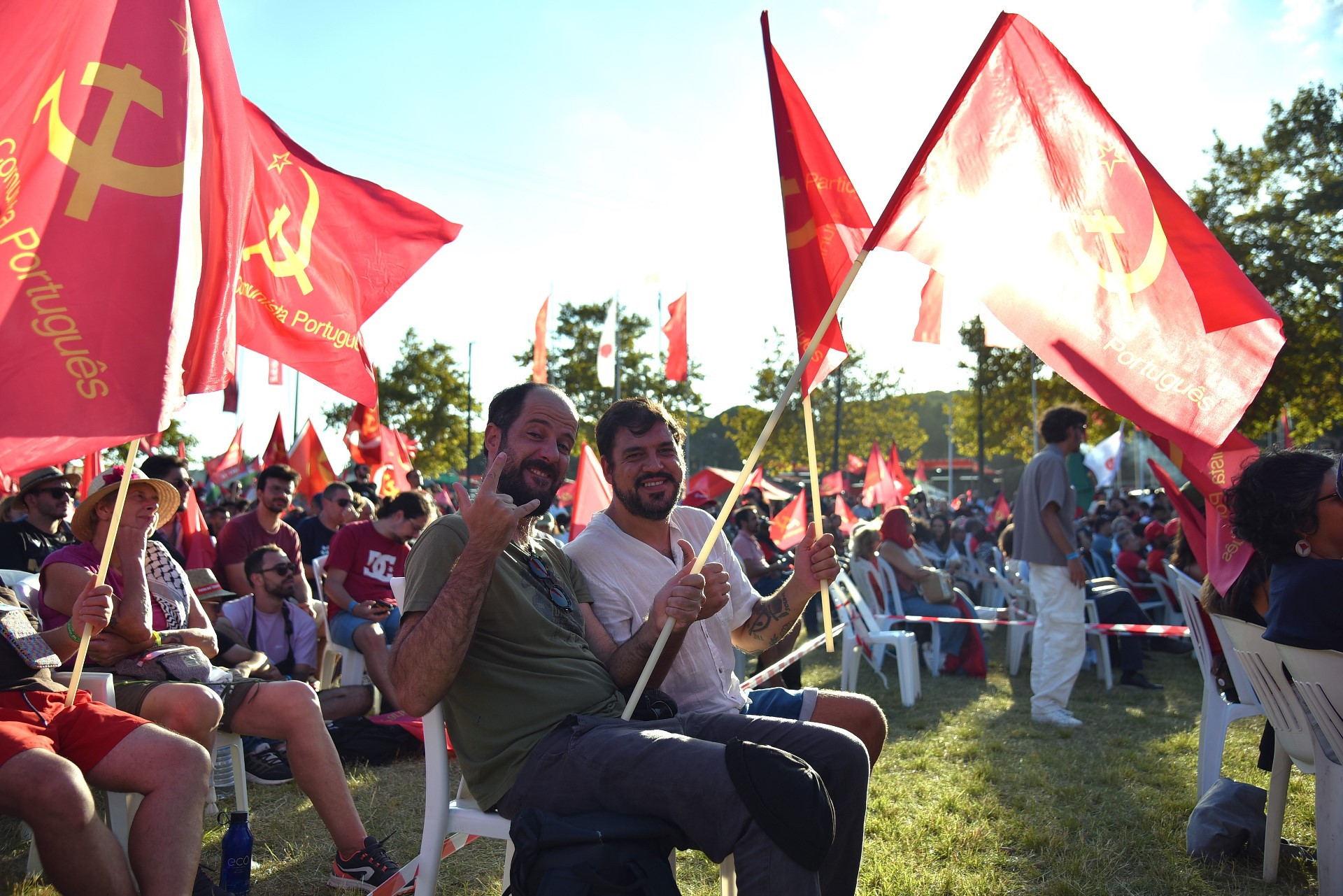 Hội báo Avante mang tới cho người dân một “bữa tiệc” văn hóa với các suất chiếu phim, trình diễn nghệ thuật thị giác, khiêu vũ cùng nhiều tiết mục biểu diễn của các nhóm hợp xướng và nhóm văn hóa dân gian.