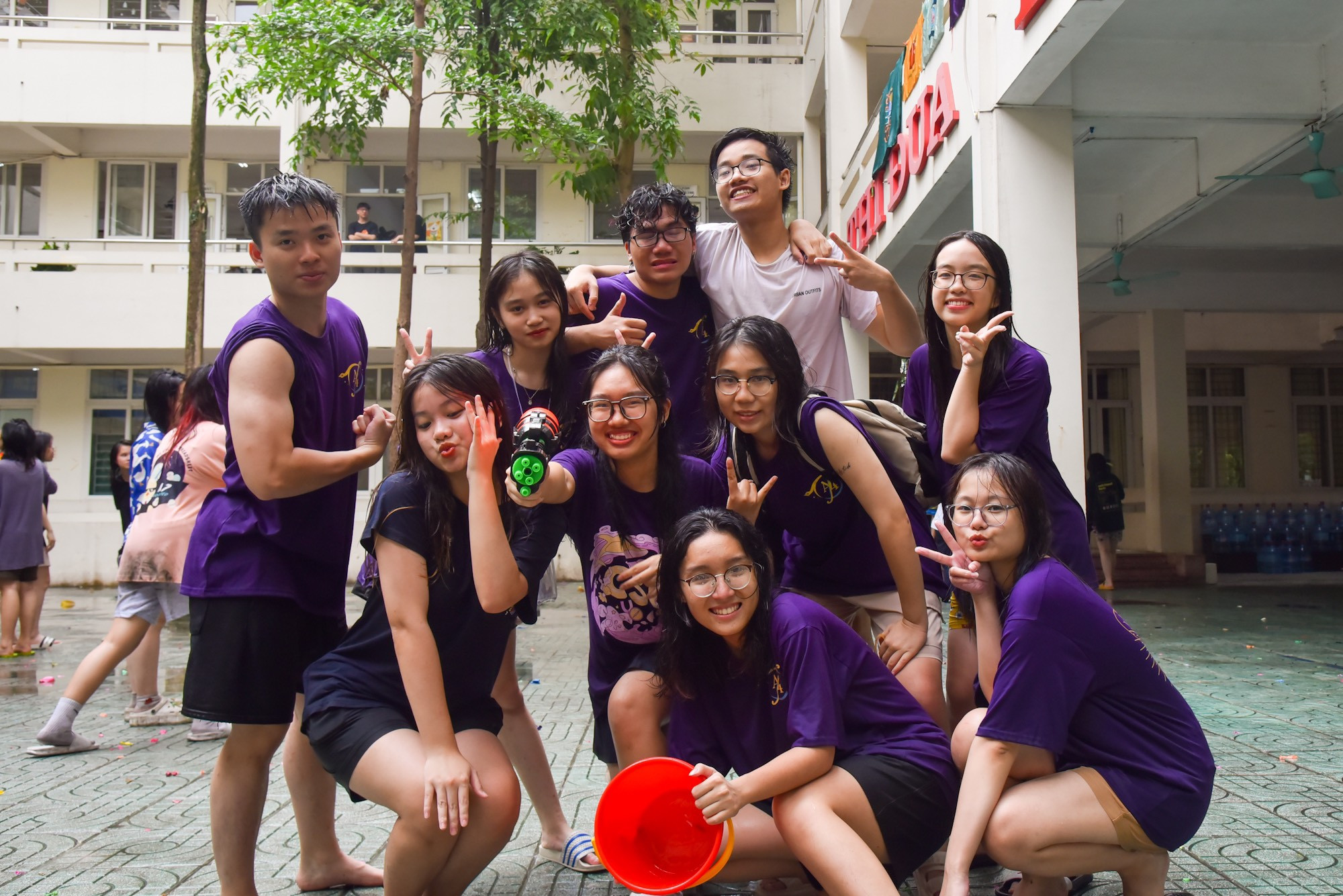 Một "lễ hội" chia tay tuổi học trò nhiều cung bậc cảm xúc của các bạn lớp 12A4.