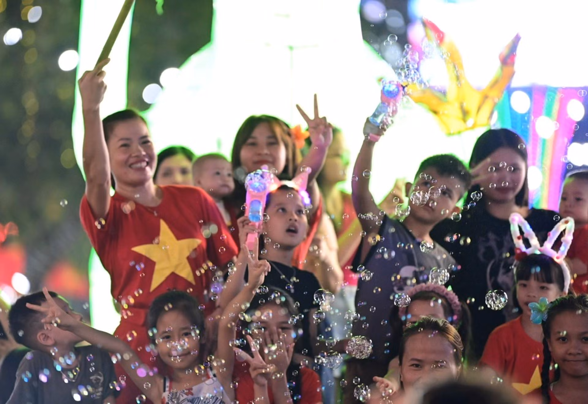 Chơi Trung thu sớm tại Tuyên Quang: Một nét văn hóa đặc sắc ảnh 9