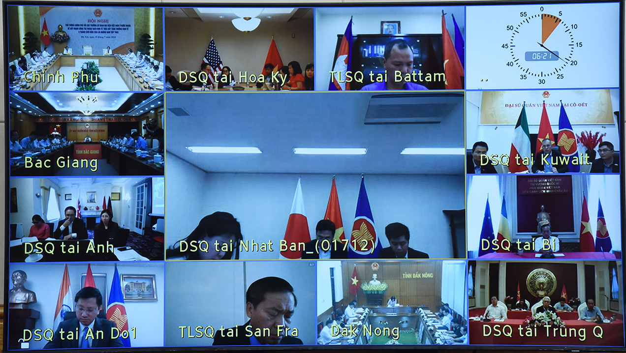 Hội nghị được truyền trực tuyến đến trụ sở Ủy ban nhân dân các tỉnh, thành phố trực thuộc Trung ương; 94 Đại sứ, Trưởng Cơ quan đại diện, Tham tán Thương mại Việt Nam ở nước ngoài.