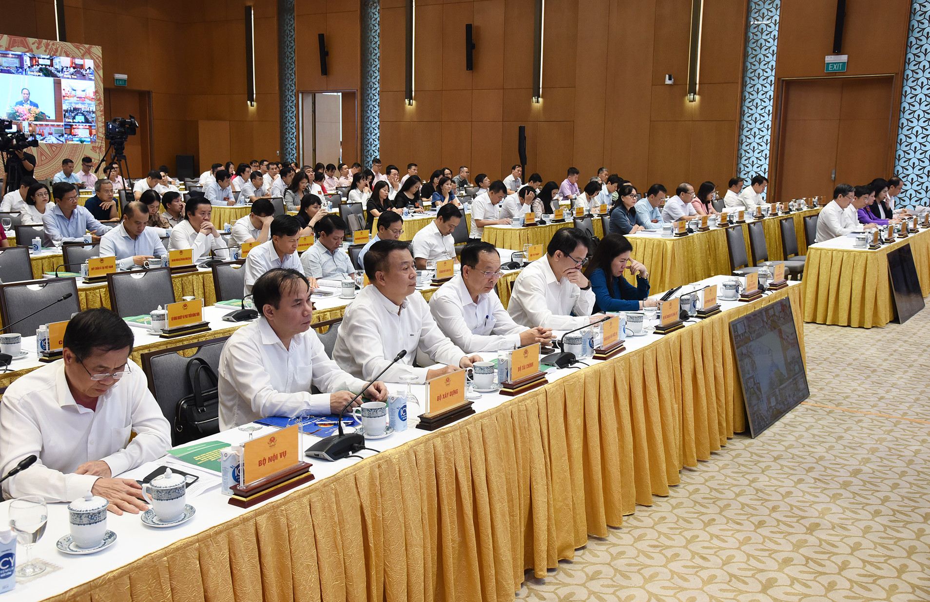 Các đại biểu tham dự hội nghị.