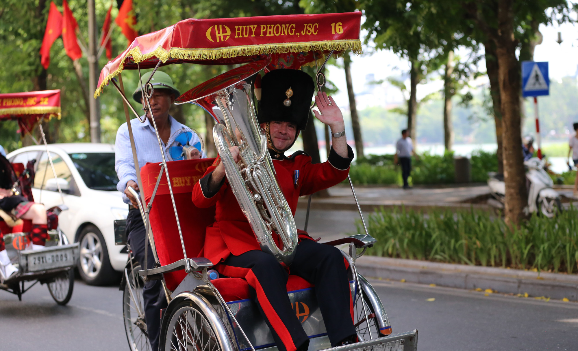 "Xin chào" Việt Nam.