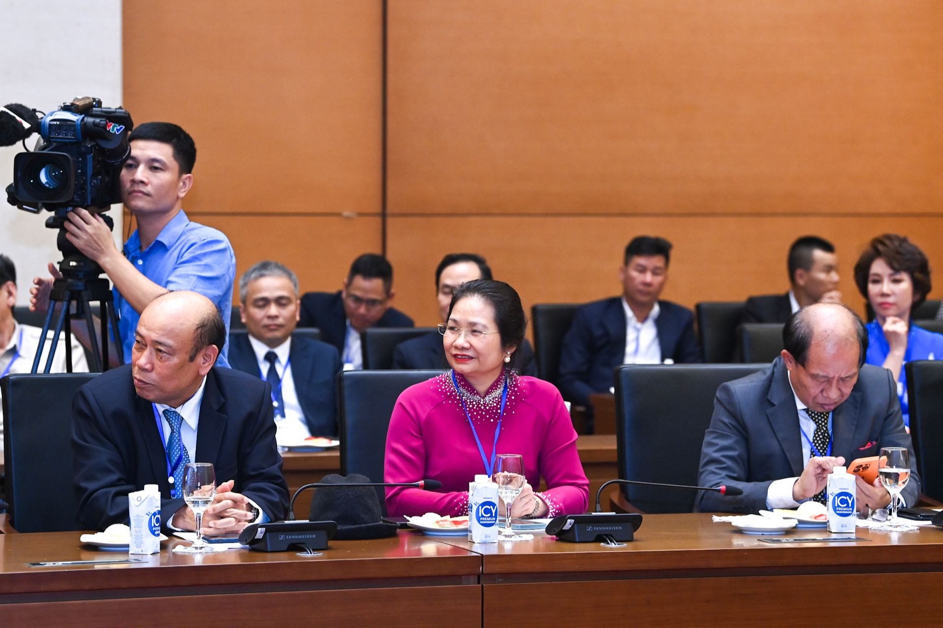 Các đại biểu doanh nghiệp gia đình tiêu biểu dự buổi gặp mặt.