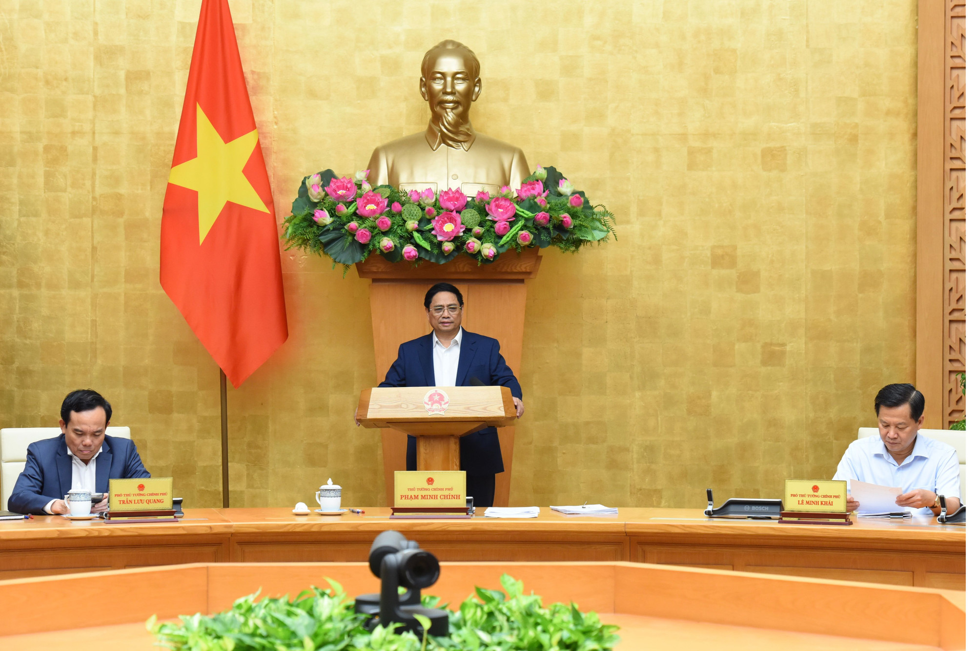 Thủ tướng Phạm Minh Chính chủ trì phiên họp Chính phủ chuyên đề về xây dựng pháp luật tháng 9/2023. Thủ tướng Phạm Minh Chính chủ trì phiên họp Chính phủ chuyên đề về xây dựng pháp luật tháng 9/2023.