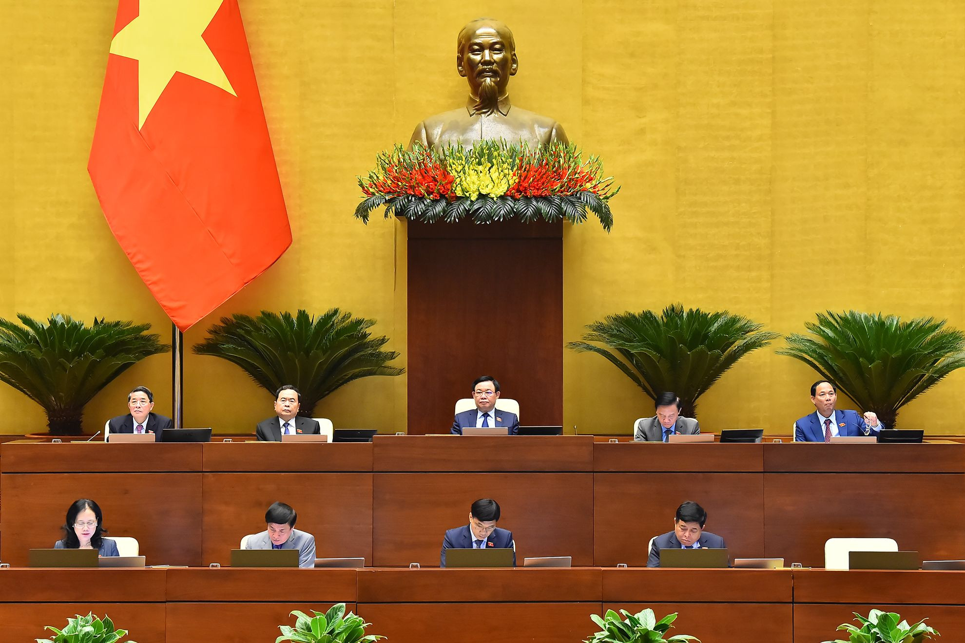 Chủ tịch Quốc hội Vương Đình Huệ và các Phó Chủ tịch Quốc hội.