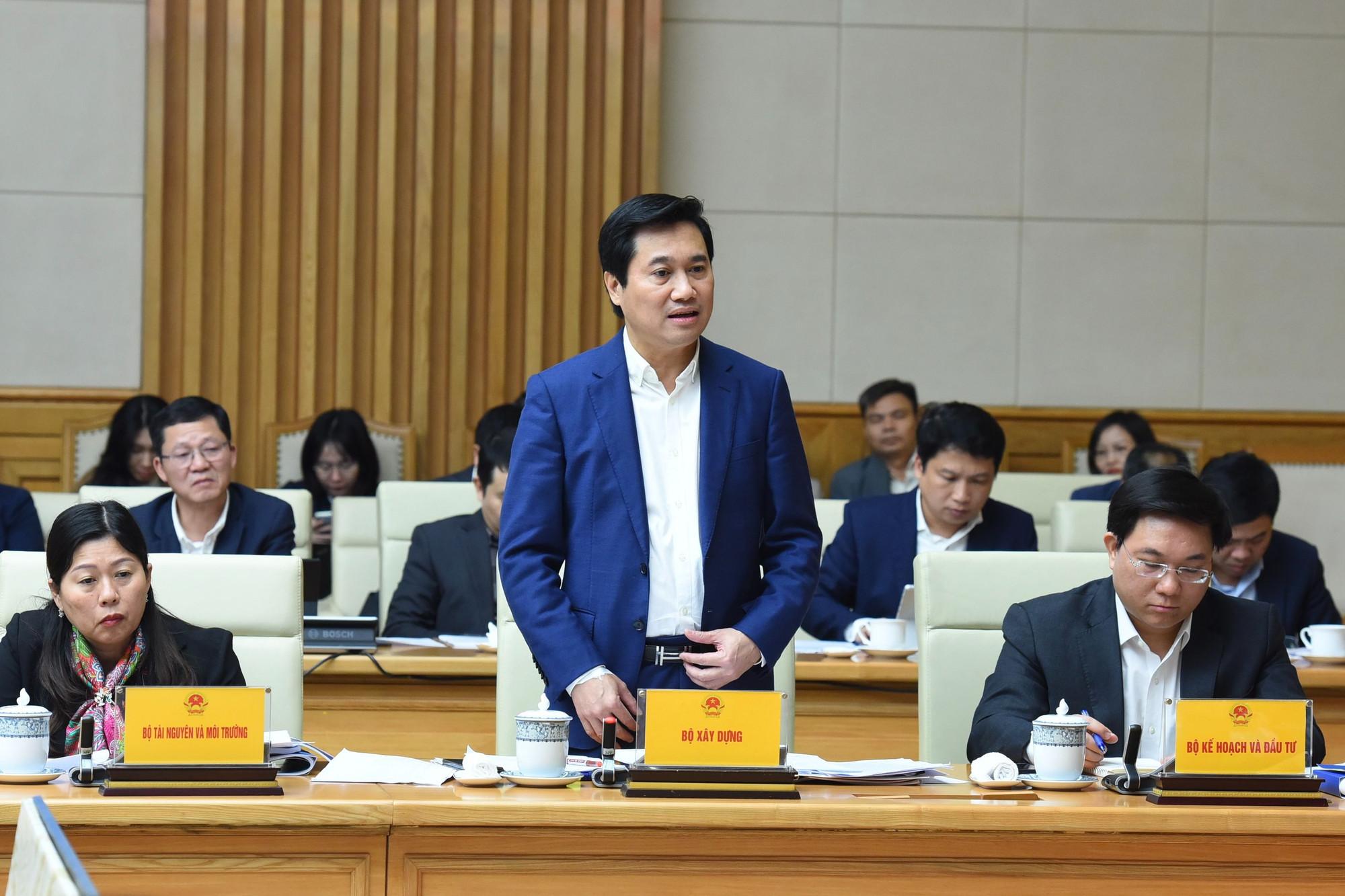 Đại diện lãnh đạo Bộ Xây dựng phát biểu.