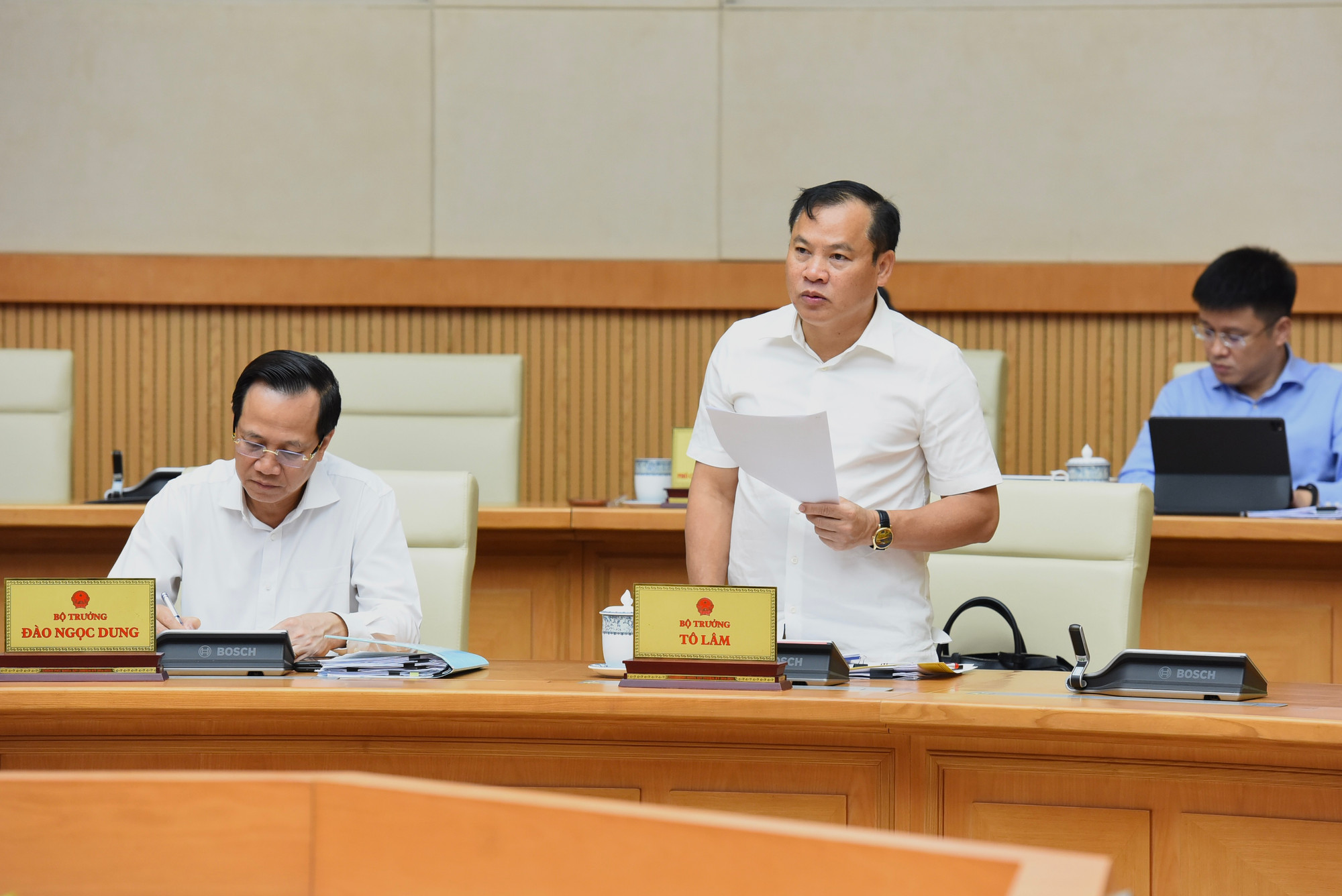 Đại diện lãnh đạo Bộ Công an phát biểu. Đại diện lãnh đạo Bộ Công an phát biểu.