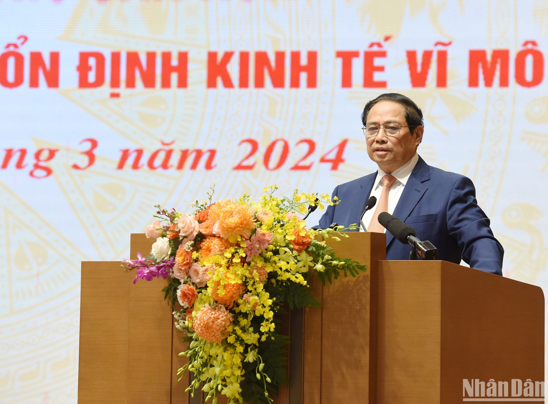 Thủ tướng Phạm Minh Chính phát biểu chỉ đạo Hội nghị triển khai nhiệm vụ điều hành chính sách tiền tệ năm 2024.