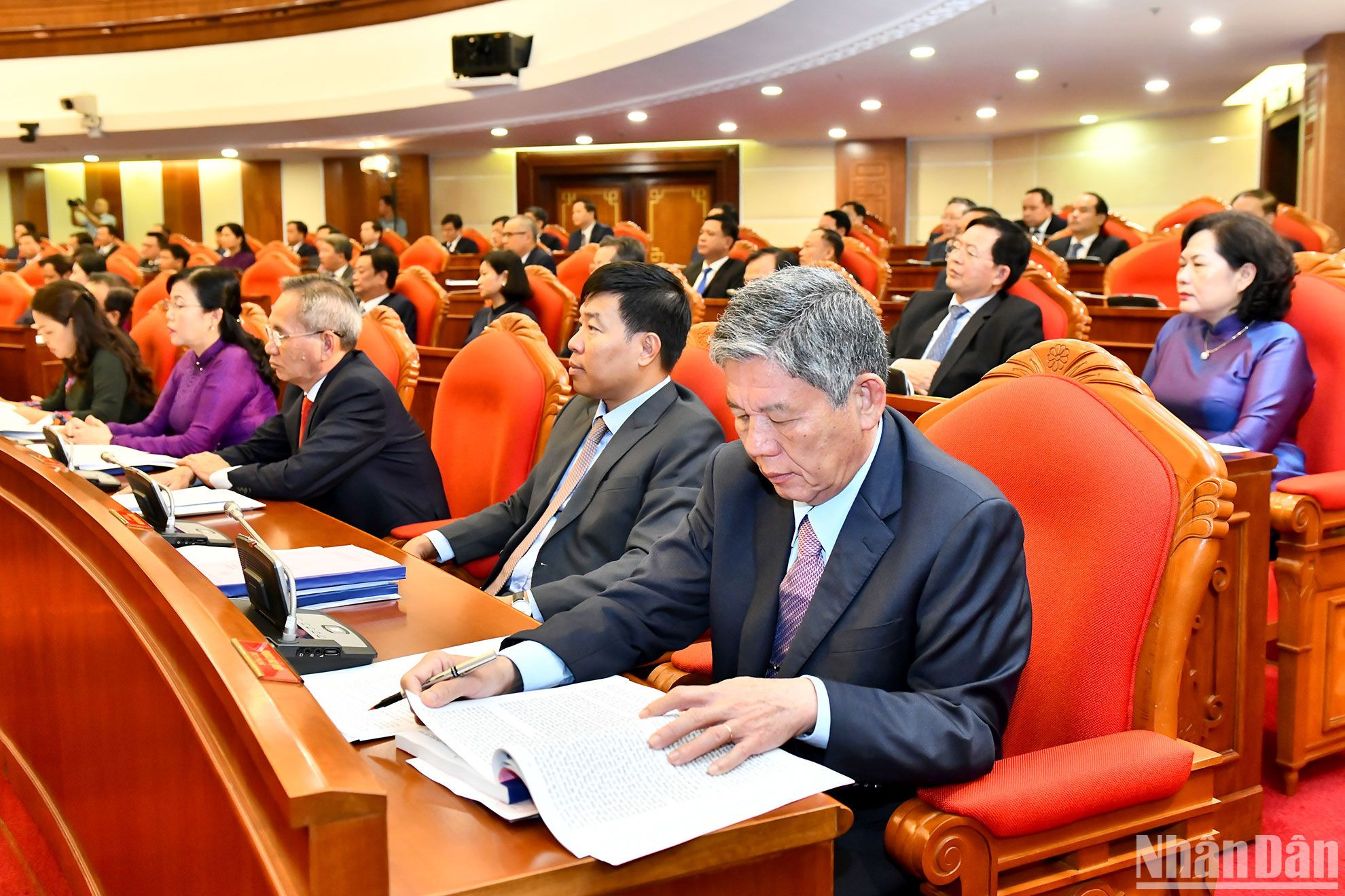 Các đại biểu dự phiên bế mạc hội nghị. Các đại biểu dự phiên bế mạc hội nghị.