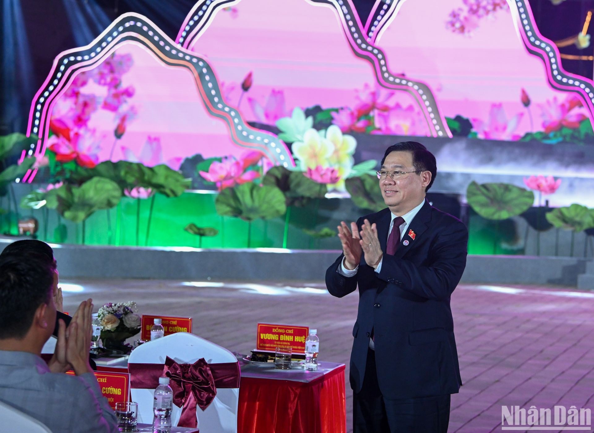 Chủ tịch Quốc hội Vương Đình Huệ dự Lễ khai mạc Tuần Văn hóa - Du lịch Hà Nam năm 2023 và Chương trình giao lưu biểu diễn nghệ thuật truyền thống Việt Nam - Nhật Bản. Chủ tịch Quốc hội Vương Đình Huệ dự Lễ khai mạc Tuần Văn hóa - Du lịch Hà Nam năm 2023 và Chương trình giao lưu biểu diễn nghệ thuật truyền thống Việt Nam - Nhật Bản.