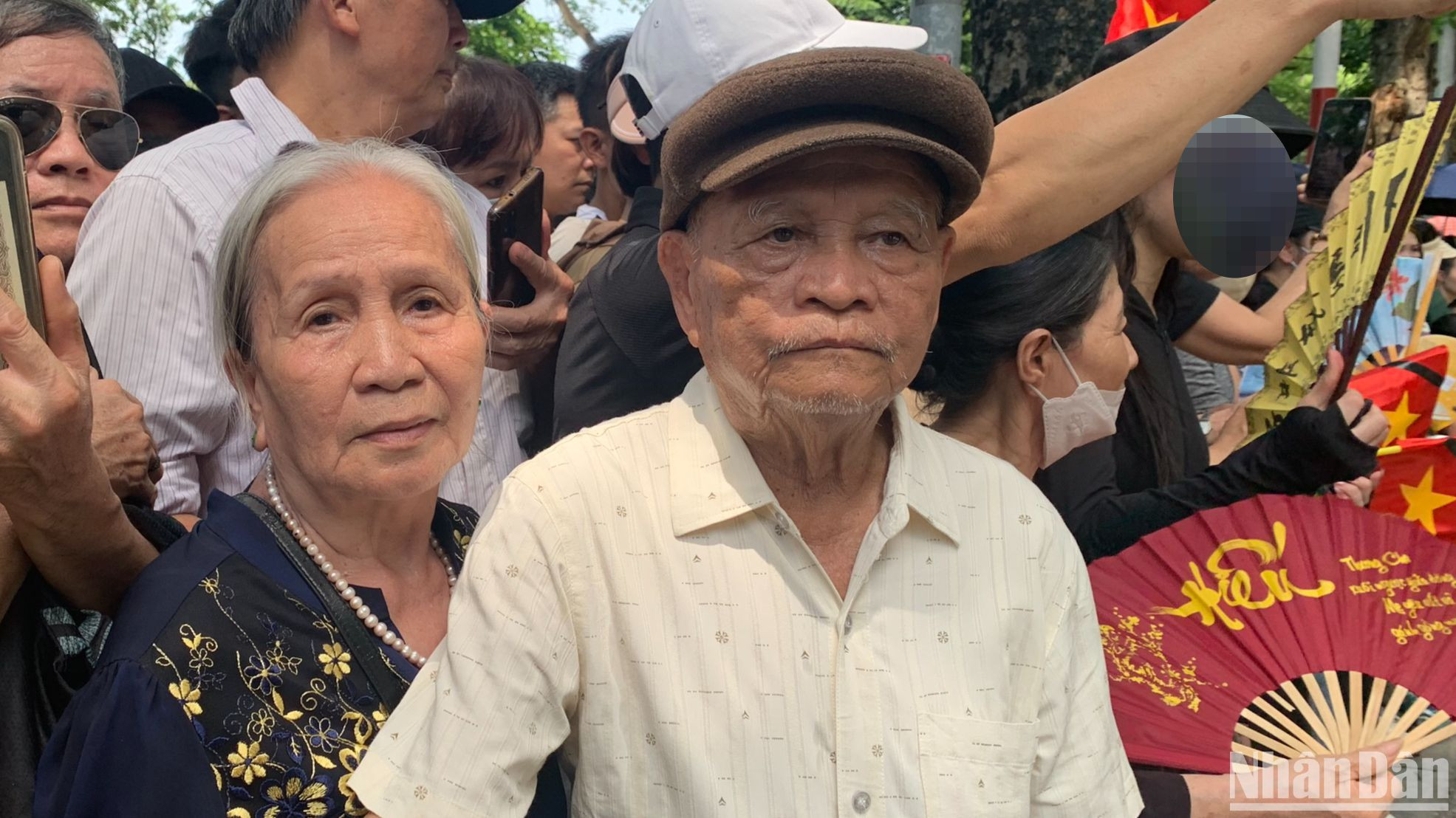 Ông Trần Quốc Anh (84 tuổi) cùng vợ là Lâm Thị Kim Phối từ Cà Mau ra Hà Nội sáng 26/7.