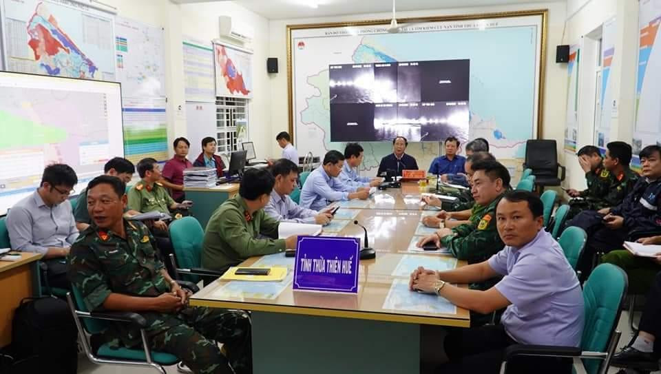 Phó Thủ tướng Lê Văn Thành chủ trì họp trực tuyến. Phó Thủ tướng Lê Văn Thành chủ trì họp trực tuyến.