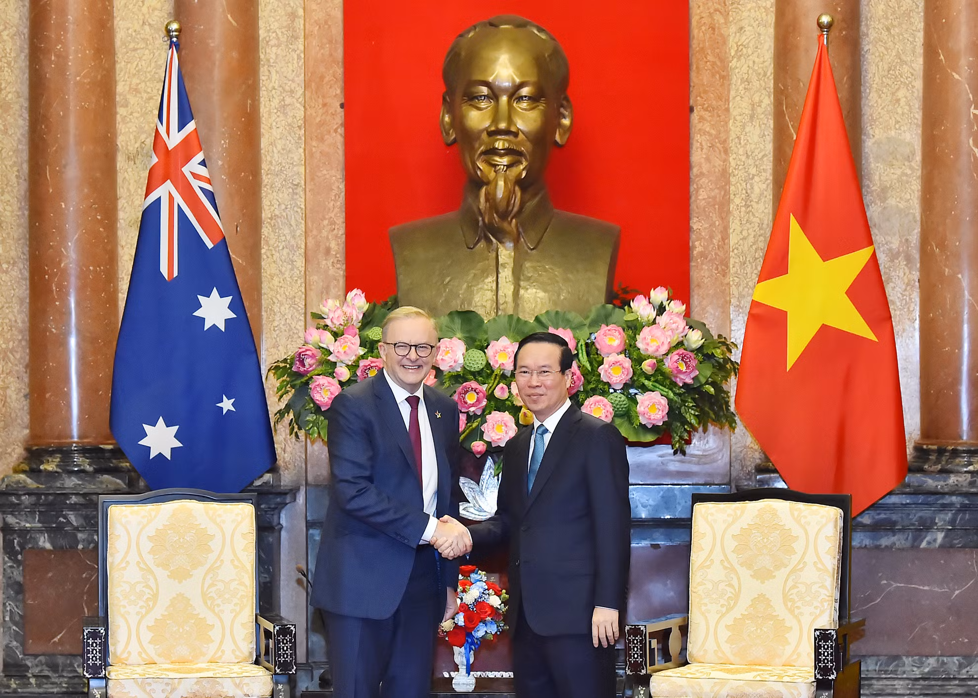 Chuyến thăm của Thủ tướng Anthony Albanese được thực hiện trong năm Việt Nam và Australia kỷ niệm 50 năm thiết lập quan hệ ngoại giao (1973-2023). Chuyến thăm còn tiếp tục góp phần củng cố tin cậy chính trị, thúc đẩy hợp tác nhiều mặt như chính trị-ngoại giao, quốc phòng-an ninh, kinh tế, đầu tư, lao động, giáo dục, công nghệ, biến đổi khí hậu, giao lưu nhân dân… giữa hai nước Việt Nam-Australia.
