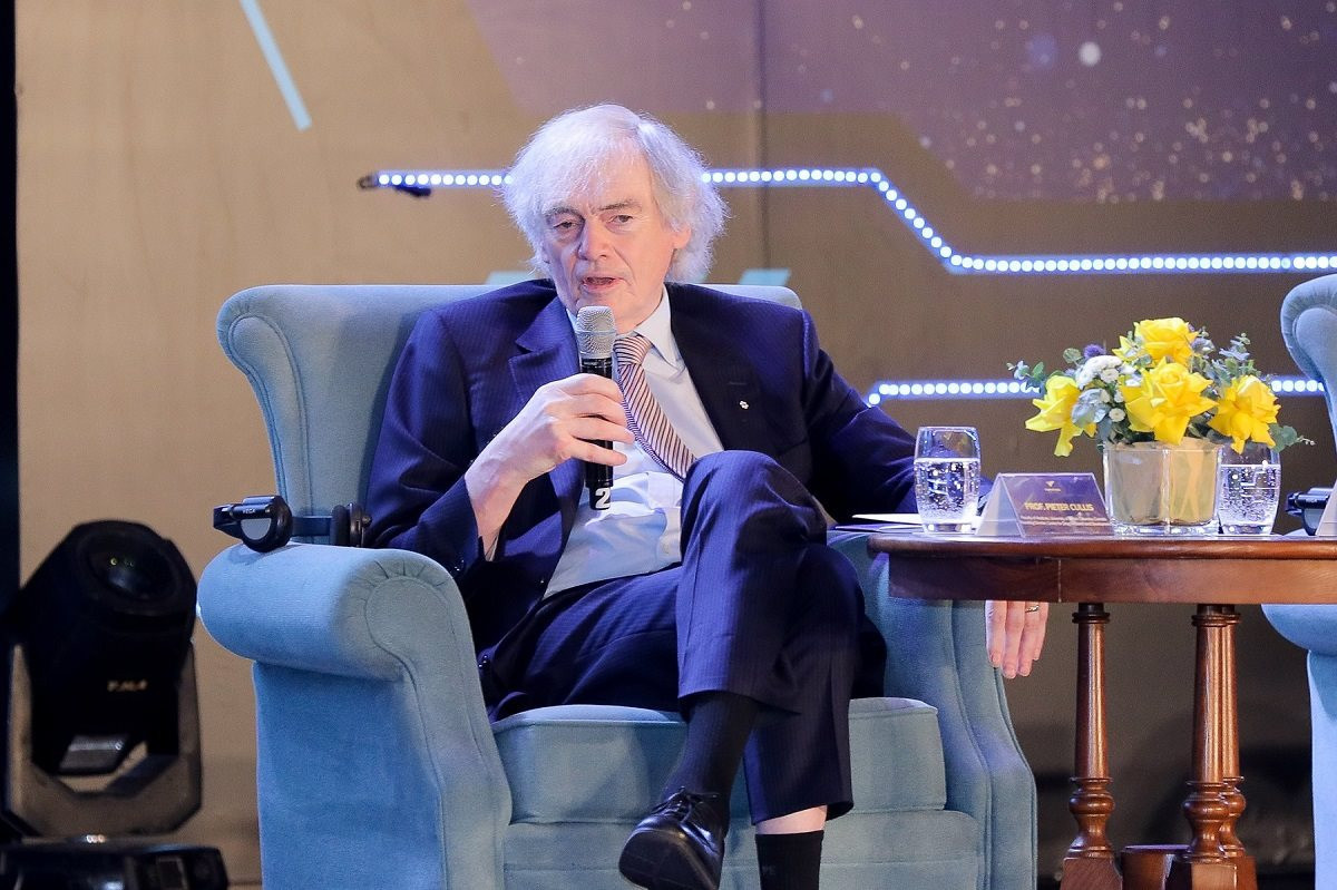 Giáo sư Pieter Cullis.