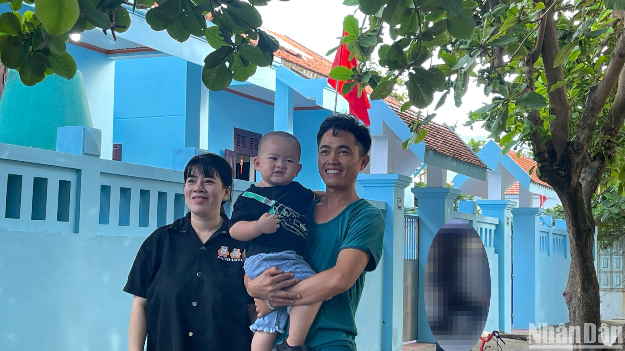 Gia đình chị Lê Thị Hoài Trâm. Gia đình chị Lê Thị Hoài Trâm.