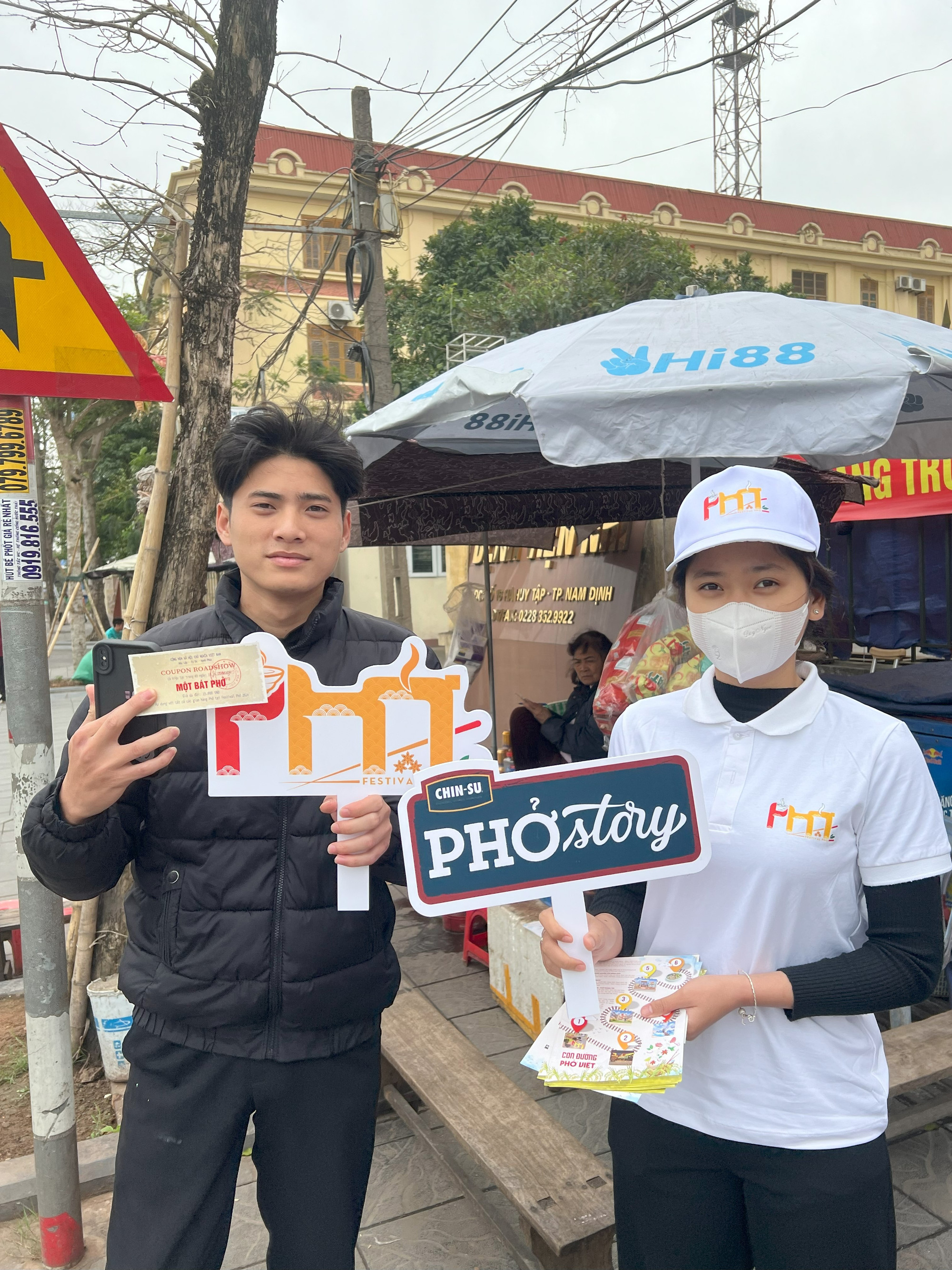 Bên cạnh đó, hoạt động còn dừng tại các điểm tiêu biểu của Thành phố Nam Định: Bảo Tàng, Quảng trường Hòa Bình, Tượng đài Trần Quốc Tuấn, Cột cờ,..... để giới thiệu với người dân về Festival Phở.