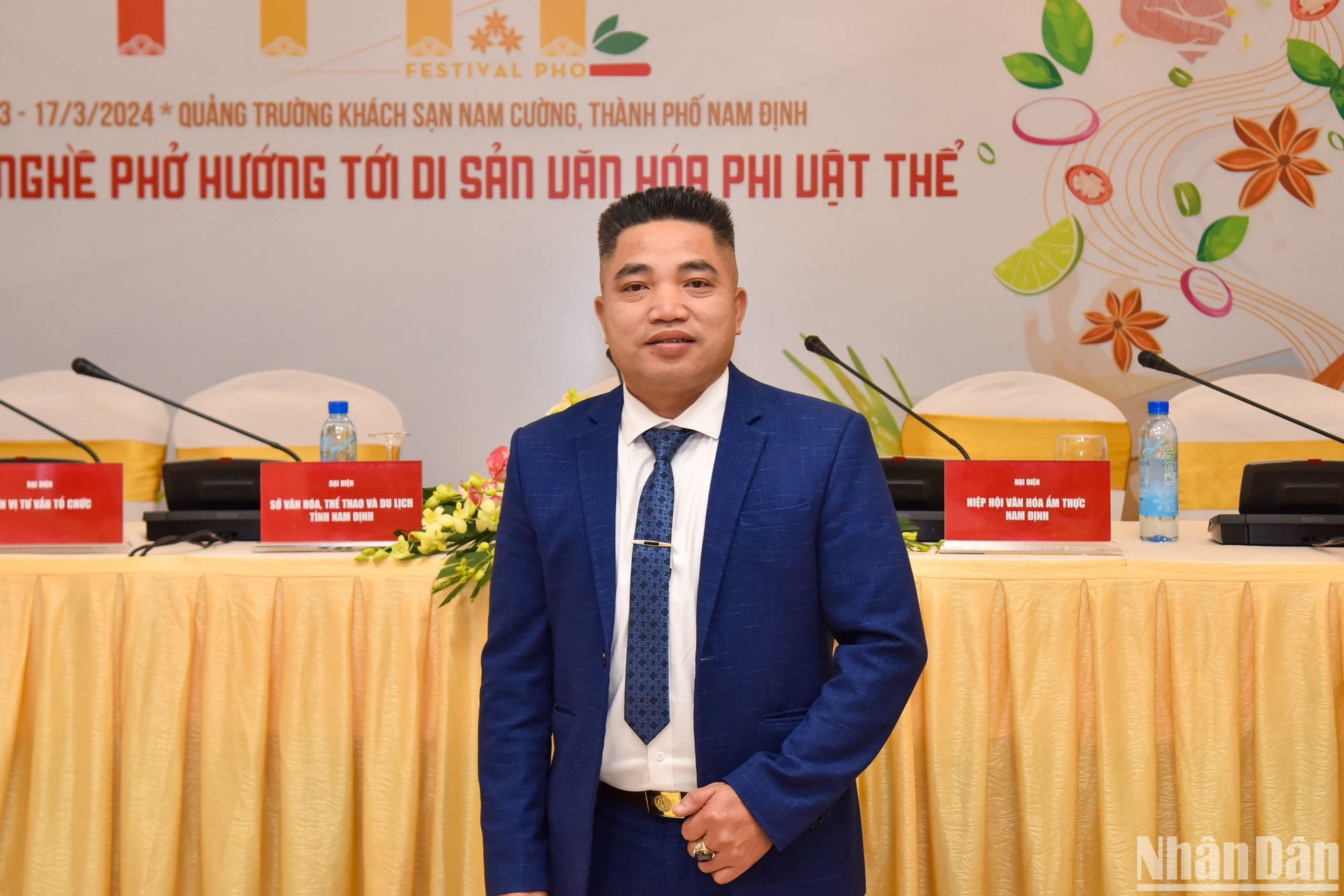 Nghệ nhân Cồ Như Đồi. (Ảnh: NHẬT QUANG)