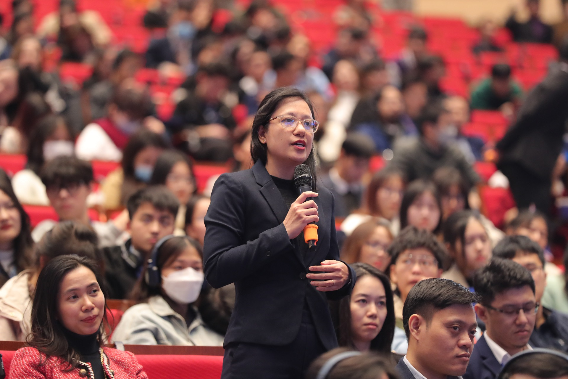 Tuần lễ Khoa học Công nghệ VinFuture thu hút sự quan tâm của nhiều nhà khoa học trẻ Việt Nam.