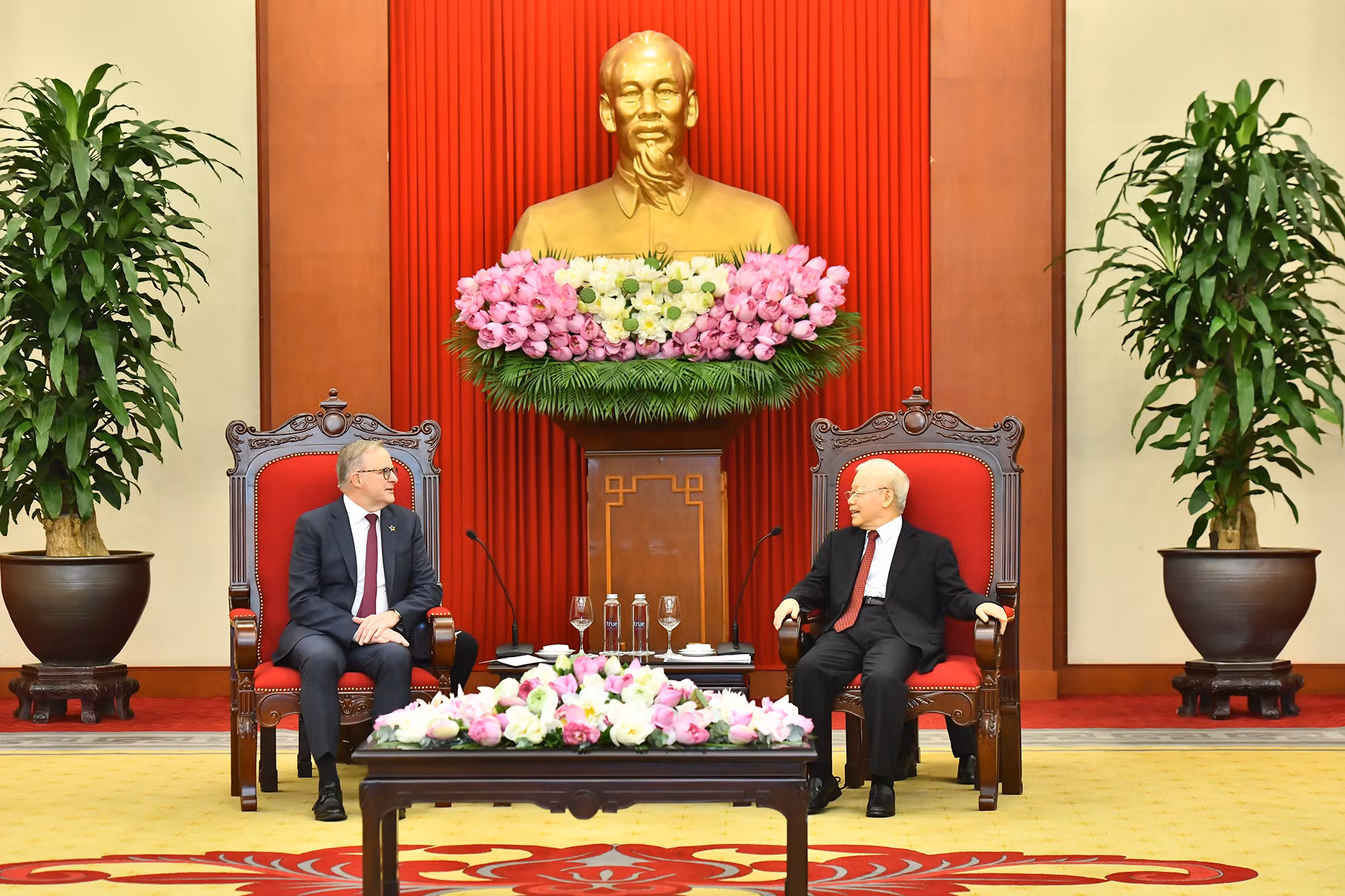 Tổng Bí thư Nguyễn Phú Trọng tiếp Thủ tướng Australia Anthony Albanese.