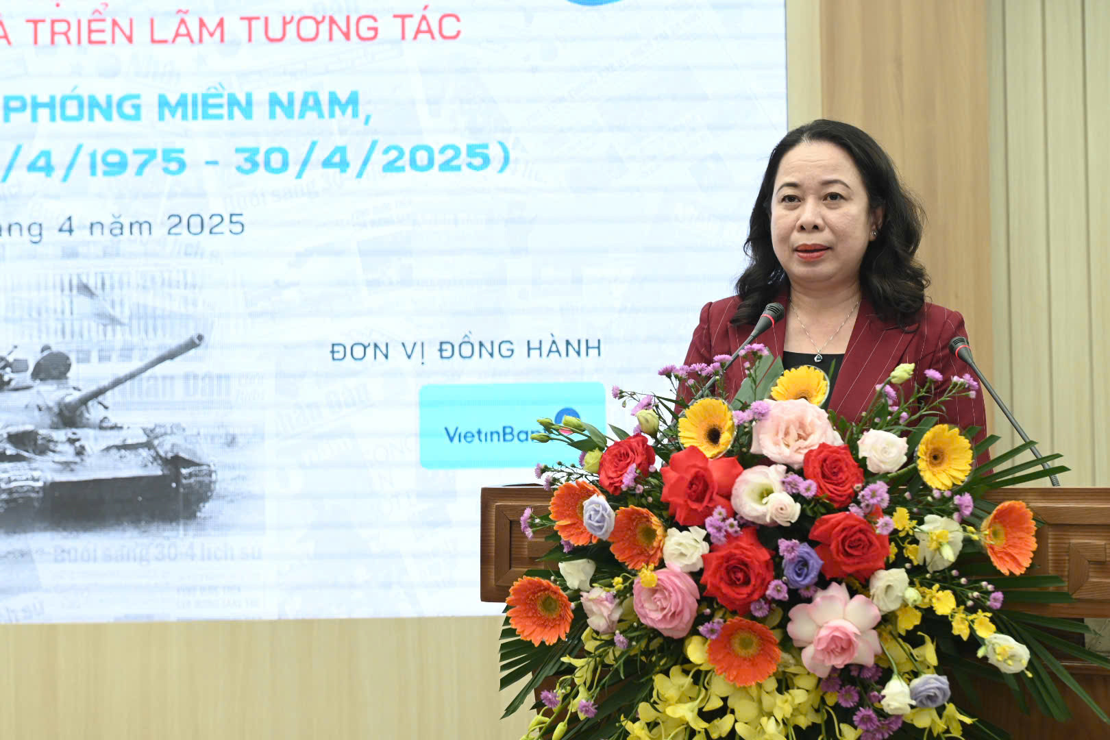 Đồng chí Võ Thị Ánh Xuân, Ủy viên Trung ương Đảng, Phó Chủ tịch nước đánh giá cao Báo Nhân Dân đã chuẩn bị cẩn trọng, kỹ lưỡng, tổ chức Đợt thông tin tuyên truyền đặc biệt trên các ấn phẩm.