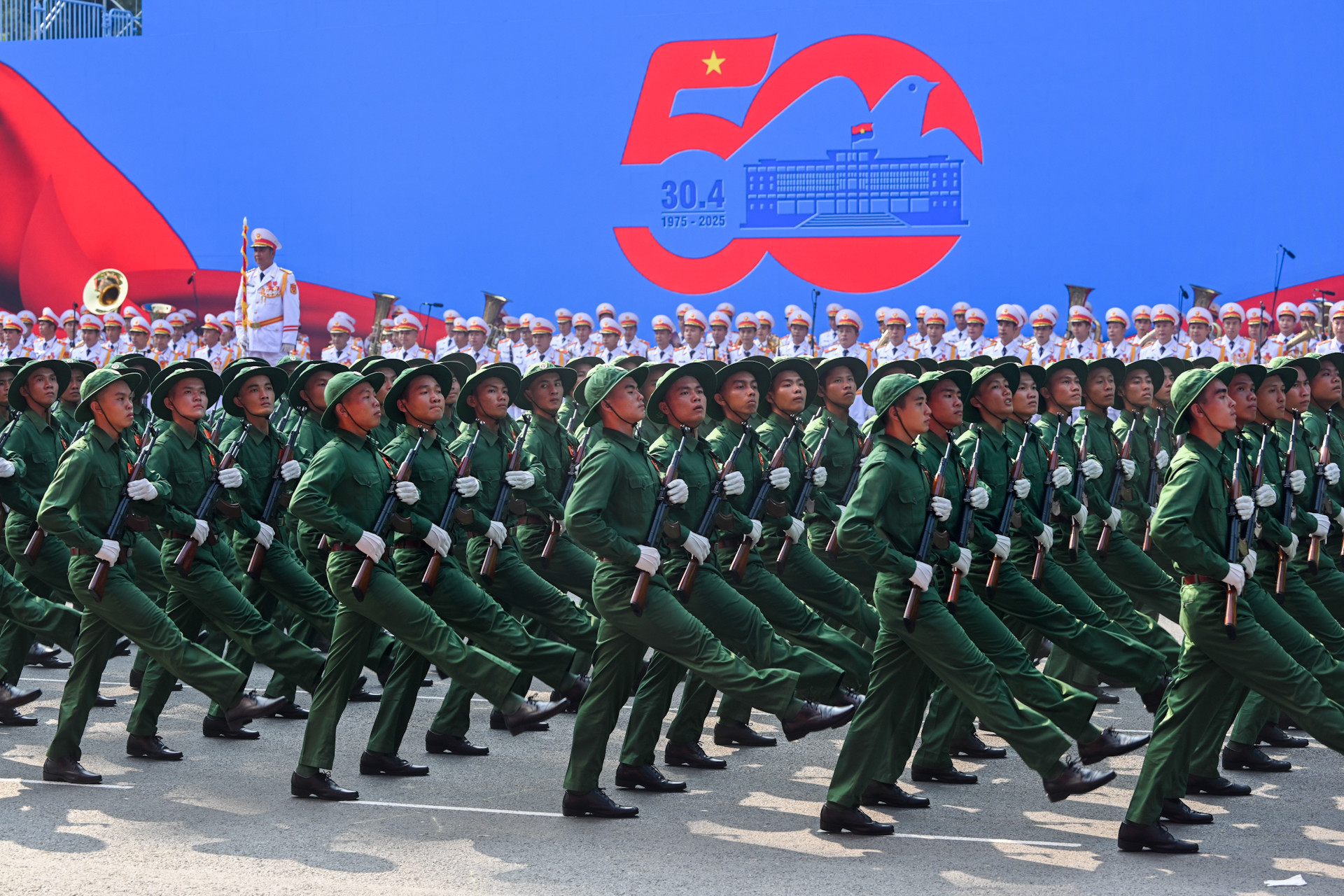 Lễ Kỷ niệm 50 năm Ngày Giải phóng miền nam, thống nhất đất nước ảnh 139 Lễ Kỷ niệm 50 năm Ngày Giải phóng miền nam, thống nhất đất nước ảnh 139