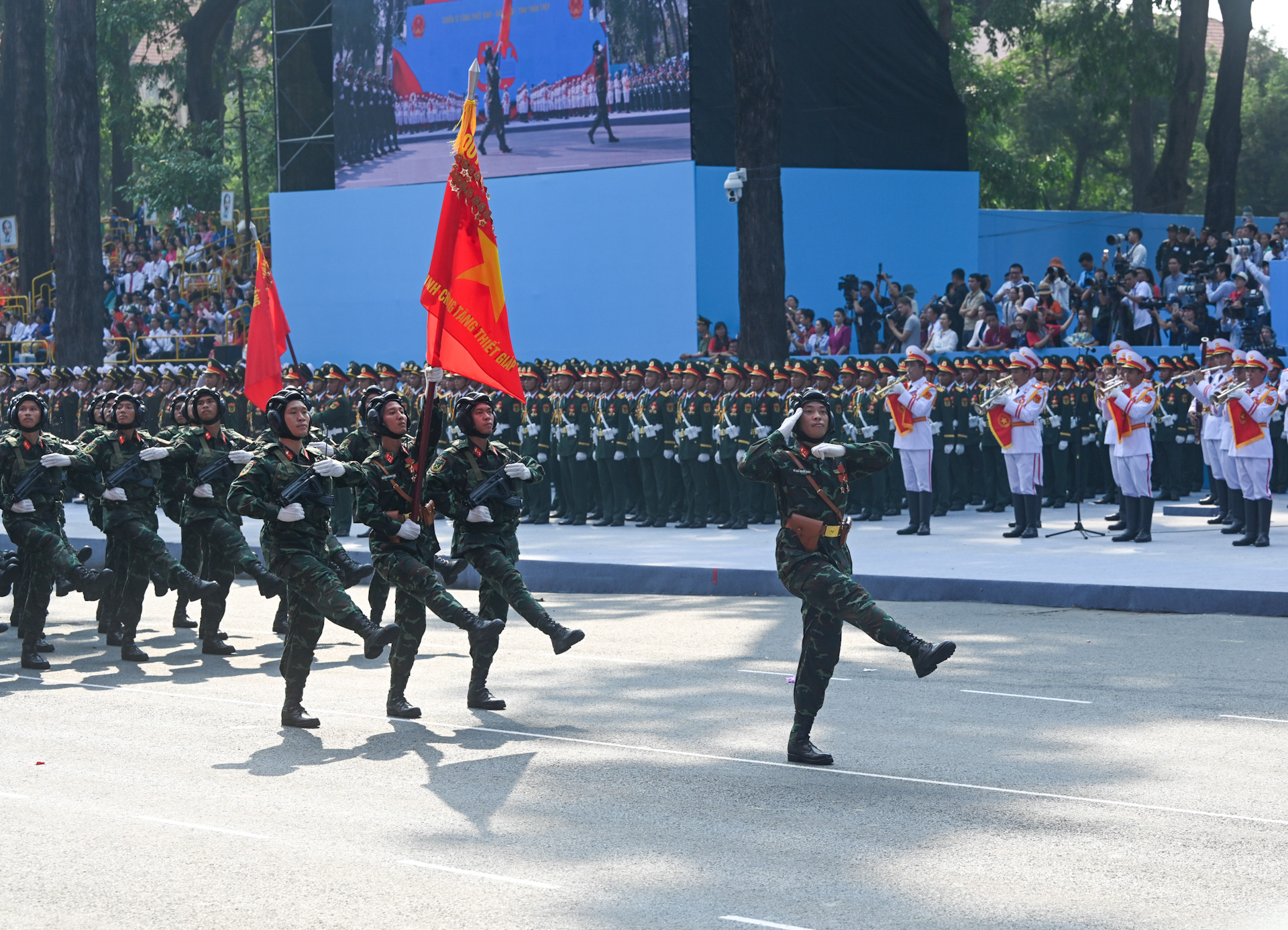 Lễ Kỷ niệm 50 năm Ngày Giải phóng miền nam, thống nhất đất nước ảnh 171 Lễ Kỷ niệm 50 năm Ngày Giải phóng miền nam, thống nhất đất nước ảnh 171