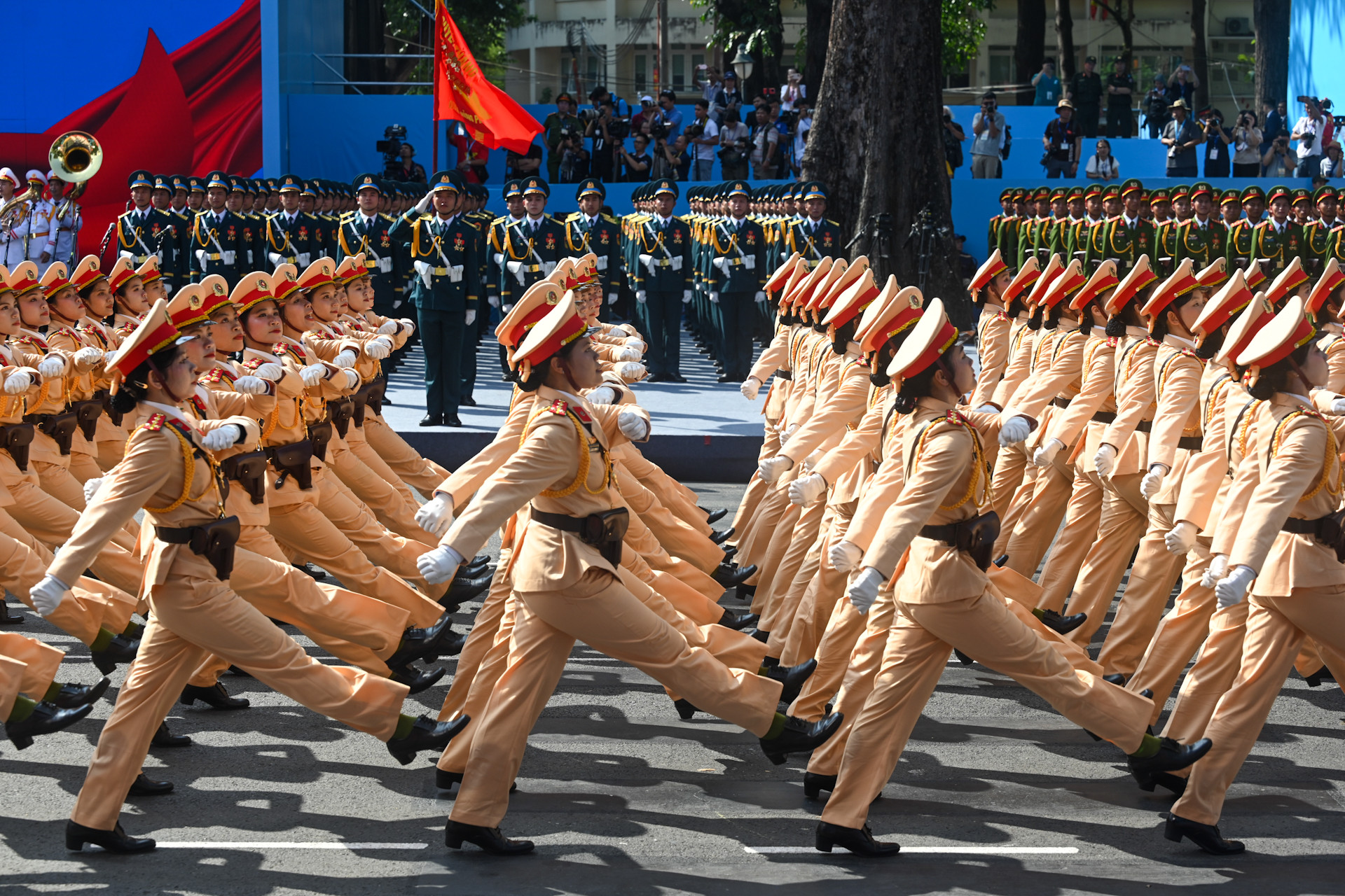 Lễ Kỷ niệm 50 năm Ngày Giải phóng miền nam, thống nhất đất nước ảnh 194 Lễ Kỷ niệm 50 năm Ngày Giải phóng miền nam, thống nhất đất nước ảnh 194