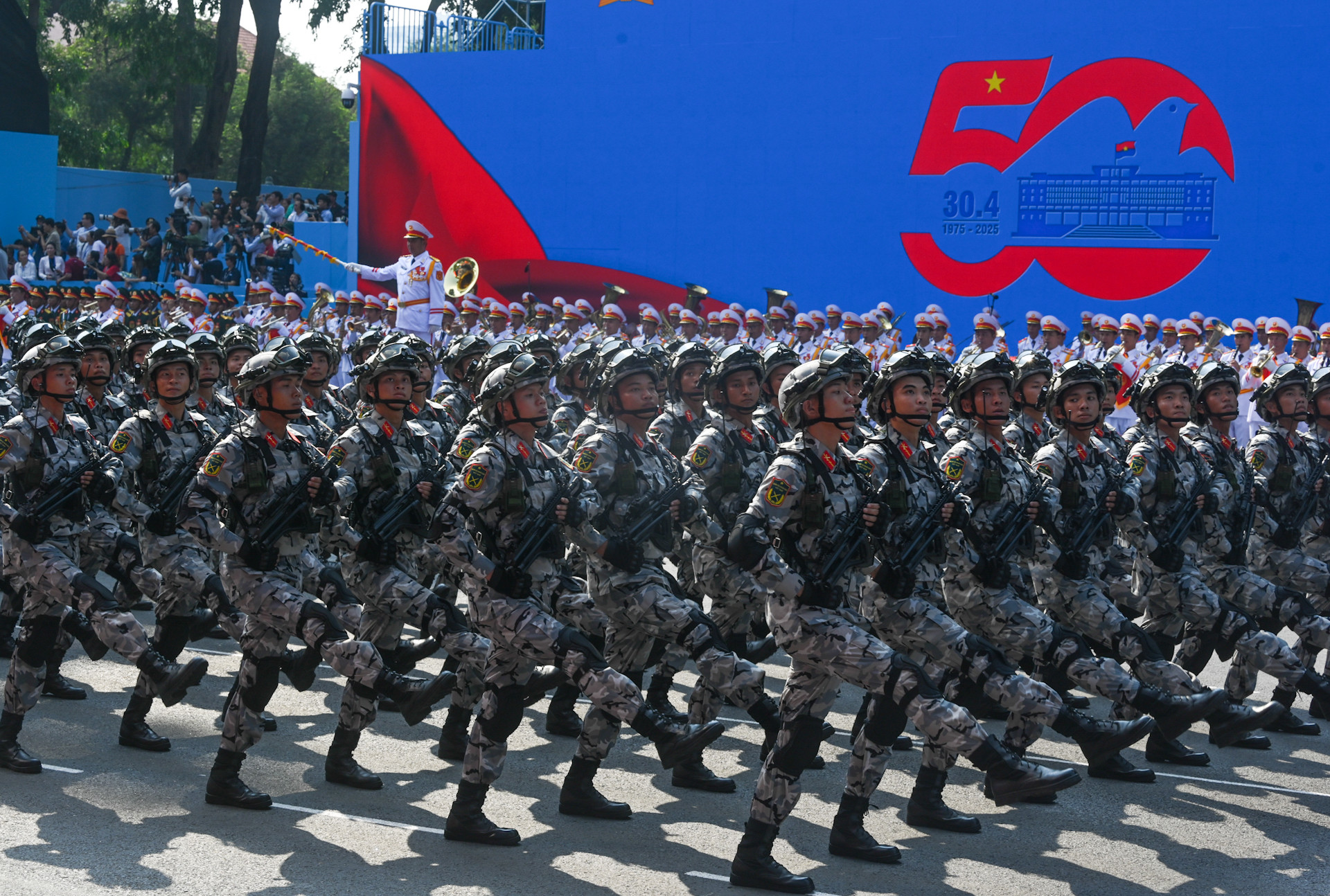 Lễ Kỷ niệm 50 năm Ngày Giải phóng miền nam, thống nhất đất nước ảnh 177 Lễ Kỷ niệm 50 năm Ngày Giải phóng miền nam, thống nhất đất nước ảnh 177