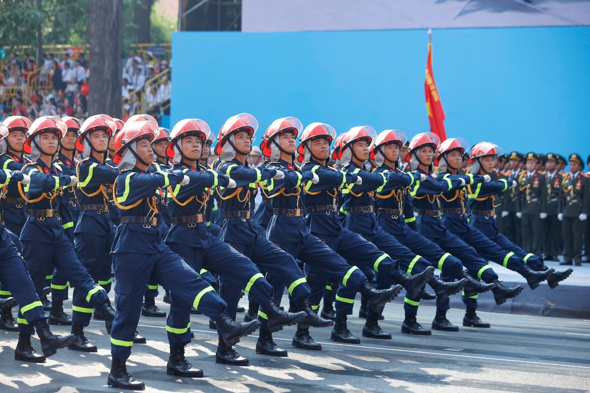 Lễ Kỷ niệm 50 năm Ngày Giải phóng miền nam, thống nhất đất nước ảnh 201 Lễ Kỷ niệm 50 năm Ngày Giải phóng miền nam, thống nhất đất nước ảnh 201