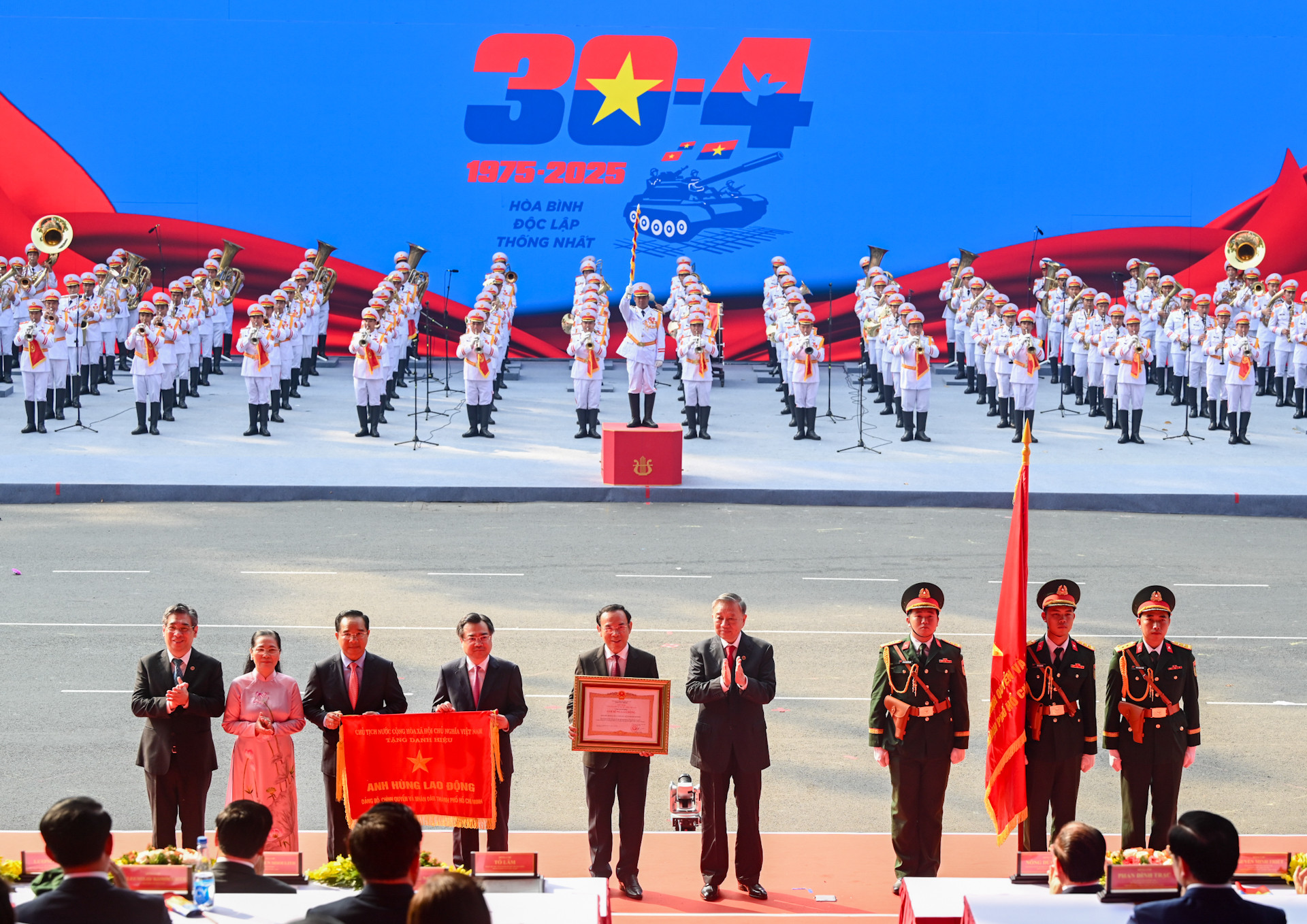 Lễ Kỷ niệm 50 năm Ngày Giải phóng miền nam, thống nhất đất nước ảnh 110 Lễ Kỷ niệm 50 năm Ngày Giải phóng miền nam, thống nhất đất nước ảnh 110