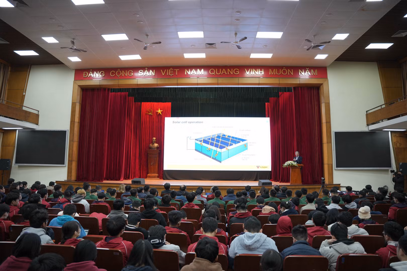 Các nhà khoa học VinFuture sẽ trở lại Hà Nội trong Tuần lễ Khoa học – Công nghệ tháng 12 này để cùng trao đổi, đối thoại với cộng đồng nghiên cứu Việt Nam.