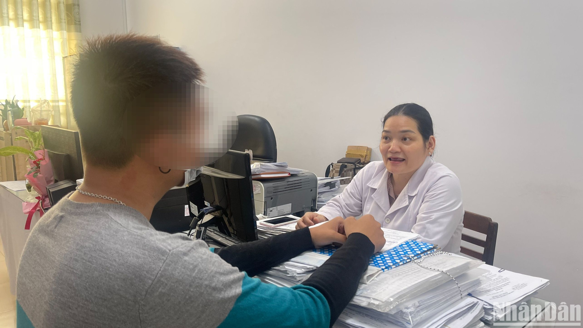 Tư vấn chương trình điều trị dự phòng cho đối tượng nguy cơ cao.