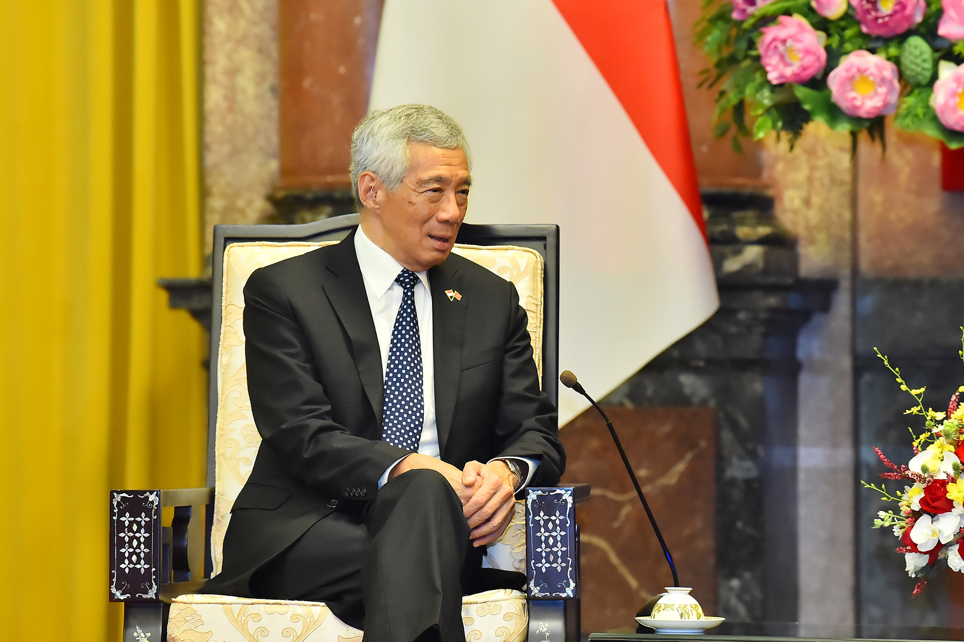 Thủ tướng Cộng hòa Singapore Lý Hiển Long đáp từ Chủ tịch nước Võ Văn Thưởng tại buổi tiếp.