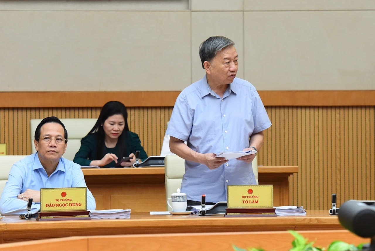 Bộ trưởng Công an Tô Lâm phát biểu ý kiến.