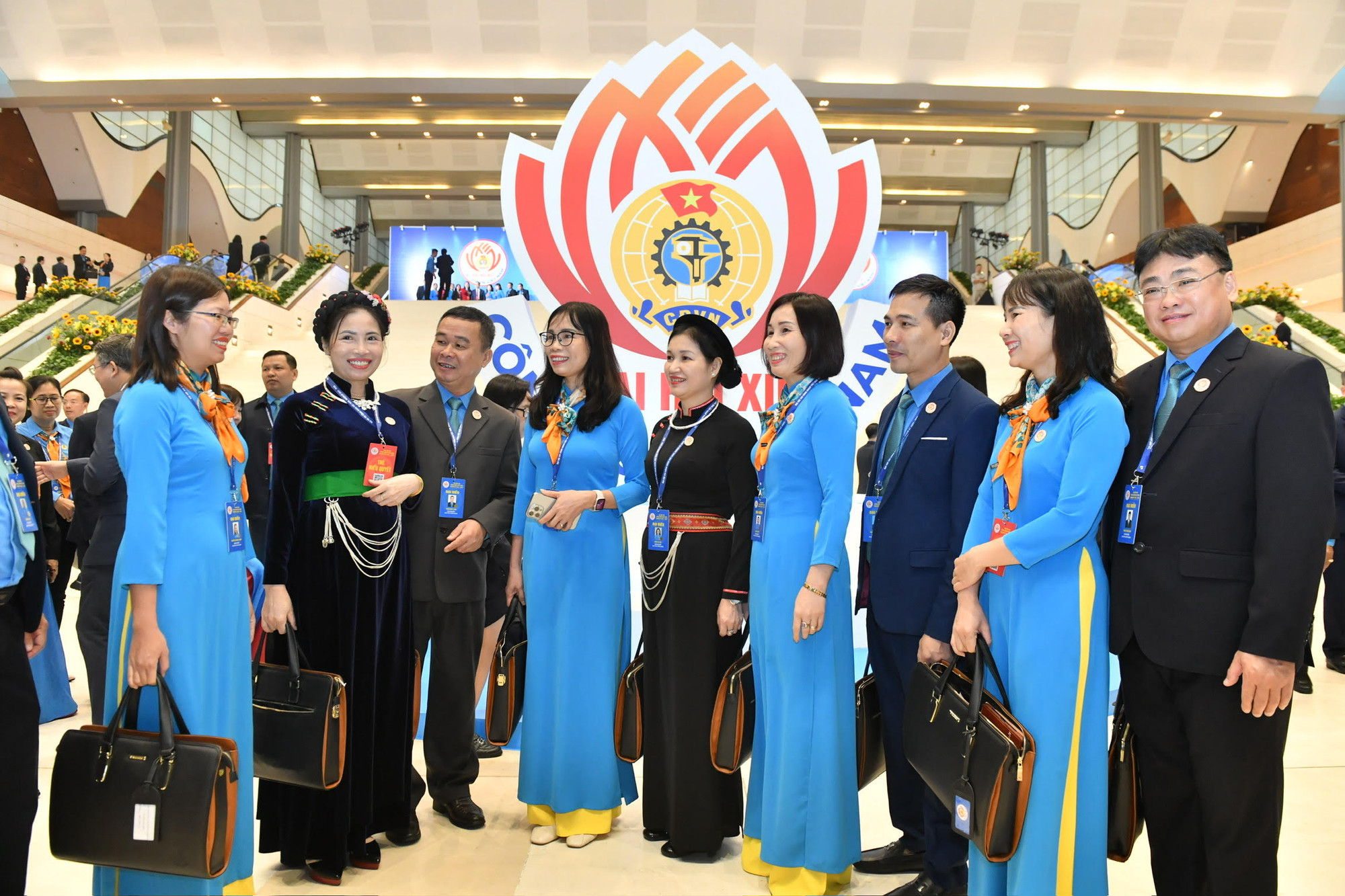 Các đại biểu tham dự đại hội.