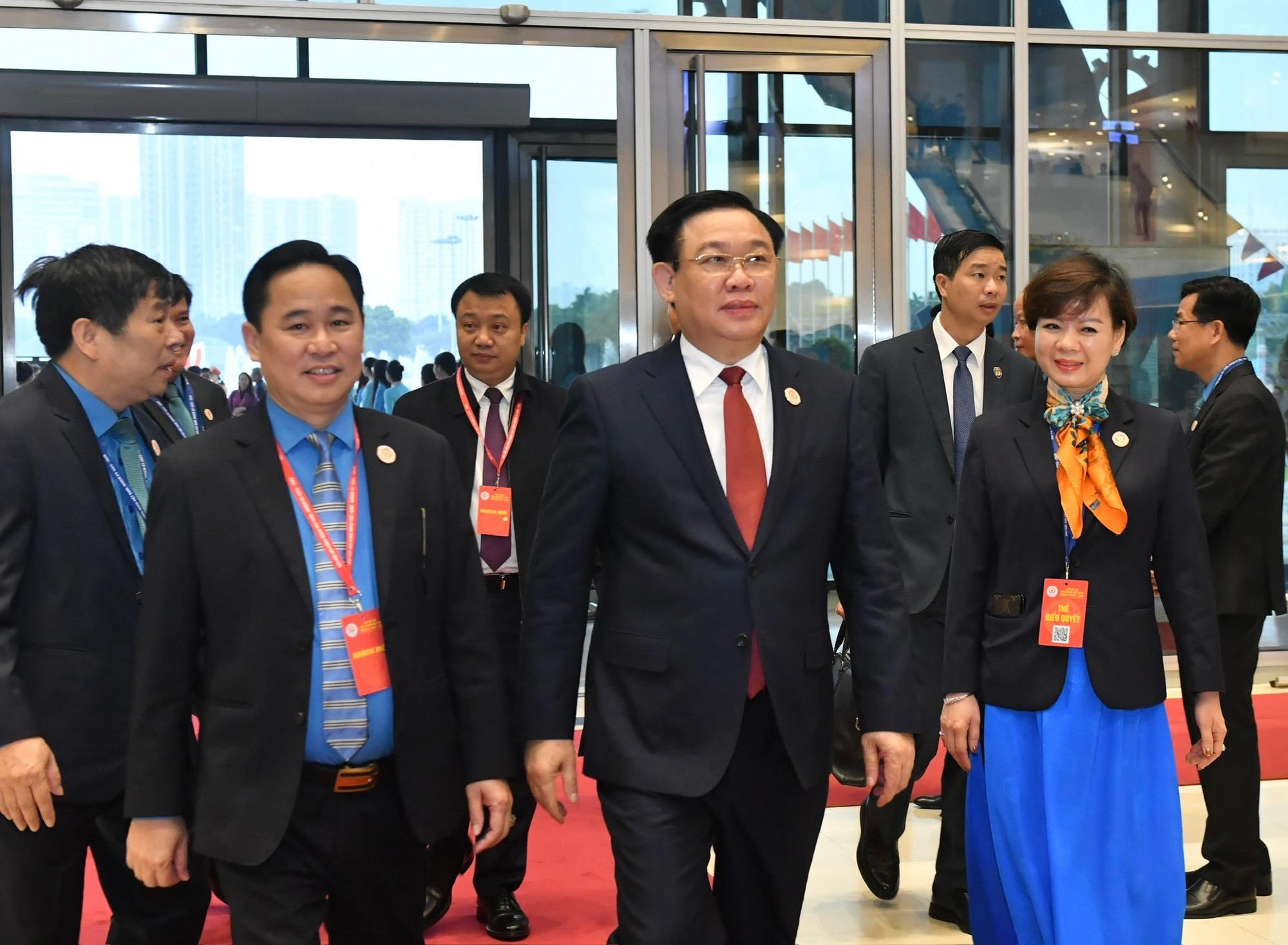 Chủ tịch Quốc hội Vương Đình Huệ đến dự đại hội.