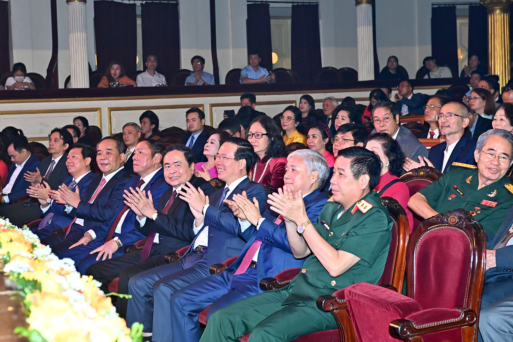 Chủ tịch nước Võ Văn Thưởng và các đại biểu tham dự buổi lễ.