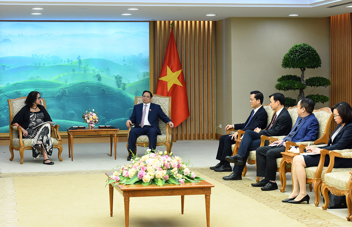 Đại diện lãnh đạo các bộ, ban ngành của Chính phủ Việt Nam cùng tham dự buổi tiếp.