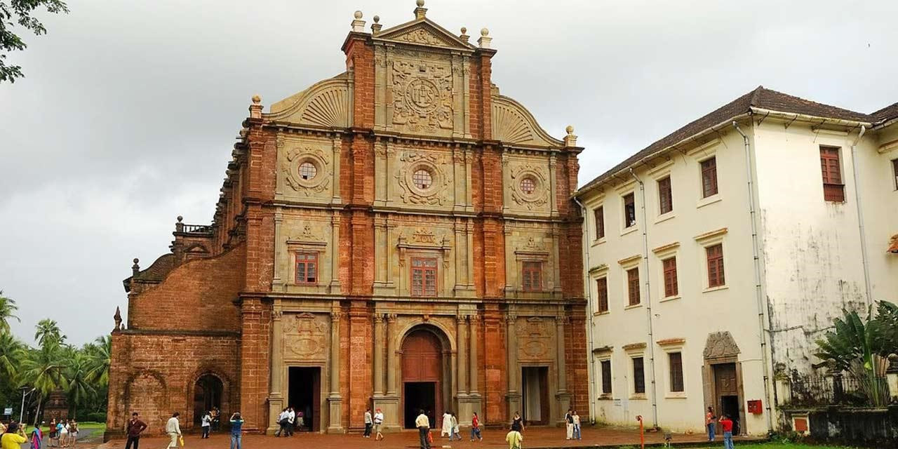 Nhà thờ Basilica of Bom Jesus.