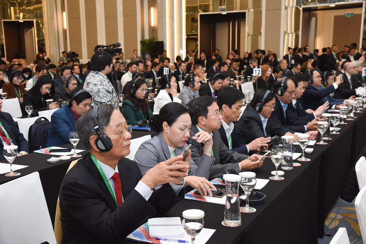 Các đại biểu tại Phiên toàn thể cấp cao của Diễn đàn Tương lai ASEAN 2025. (Ảnh: TRẦN HẢI)
